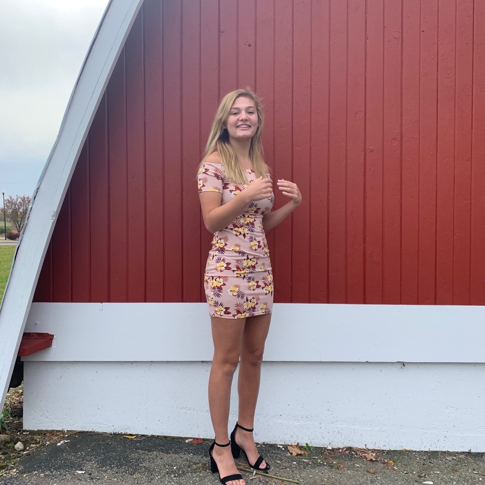 Meet your Posher, Sophia